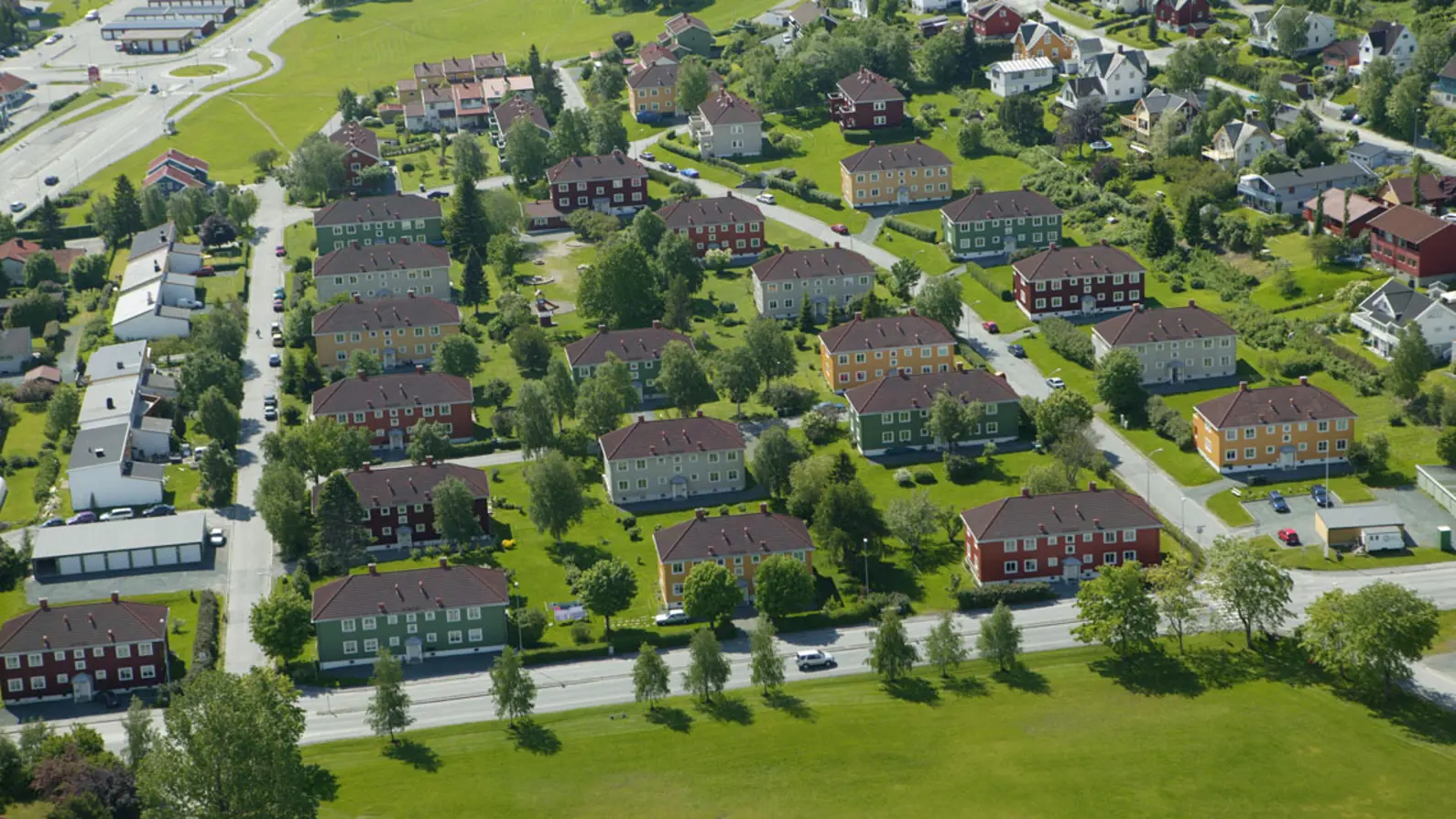 004 Persaune Hageby Bl