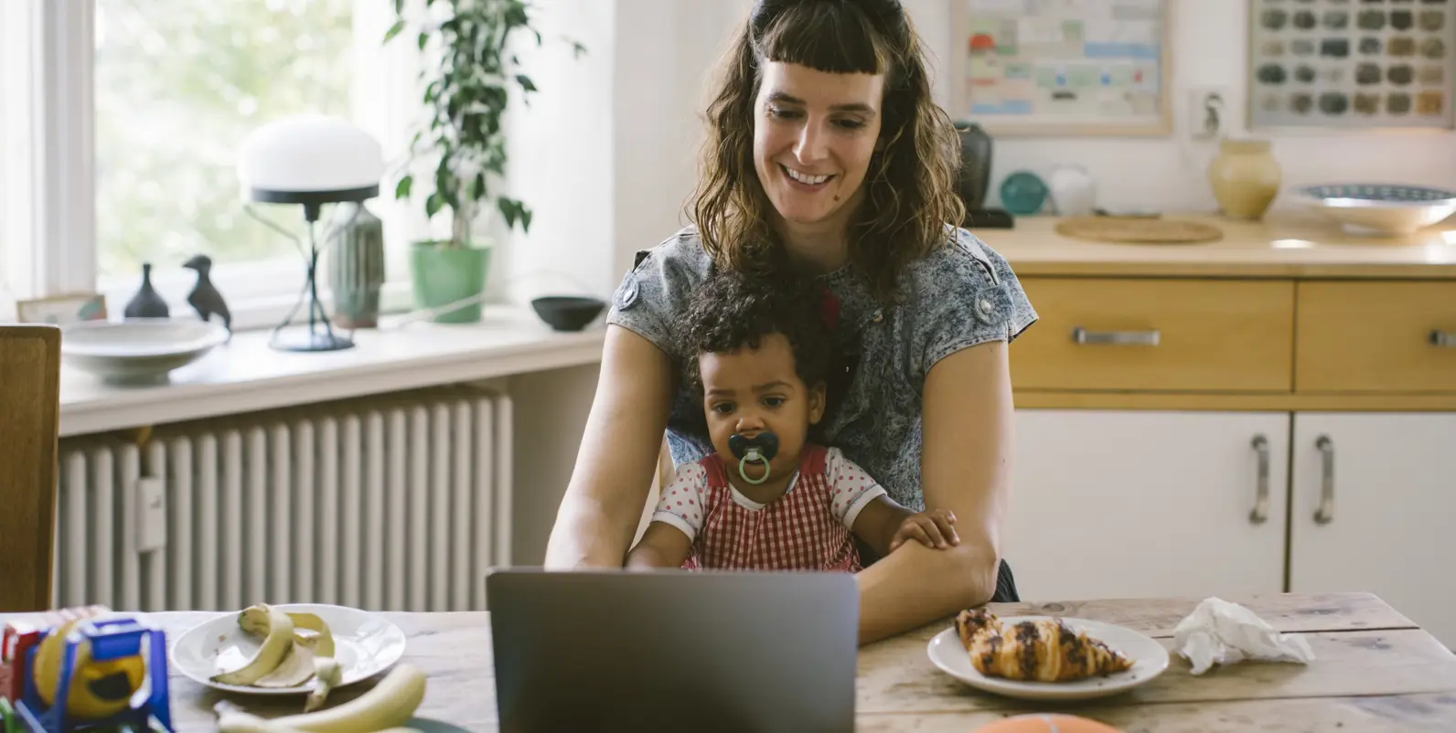 PM Johner mor og barn