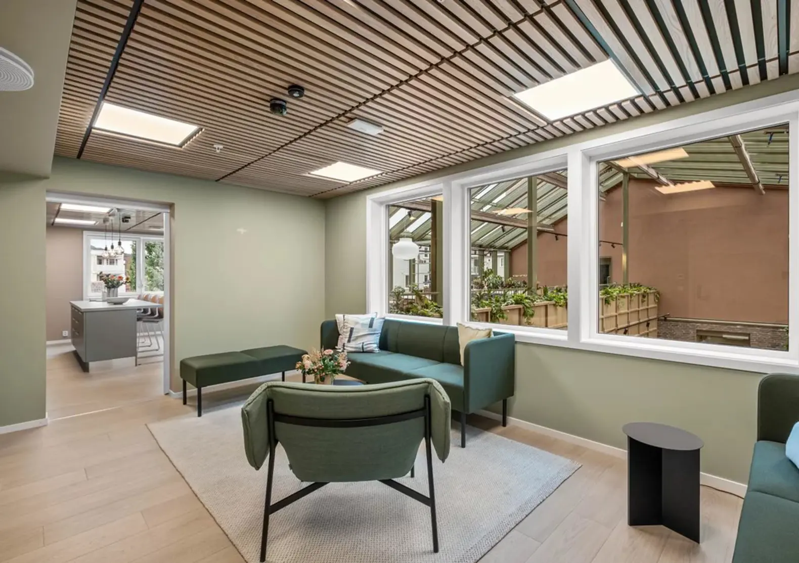 Umbraco.Cms.Core.Models.MediaWithCrops`1[Umbraco.Cms.Web.Common.PublishedModels.Image]