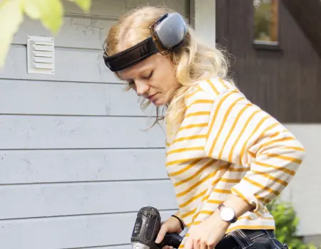 BM Kvinnelig håndtverker