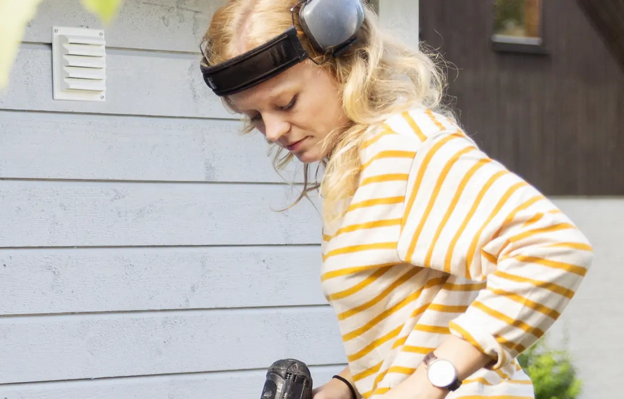 BM Kvinnelig håndtverker