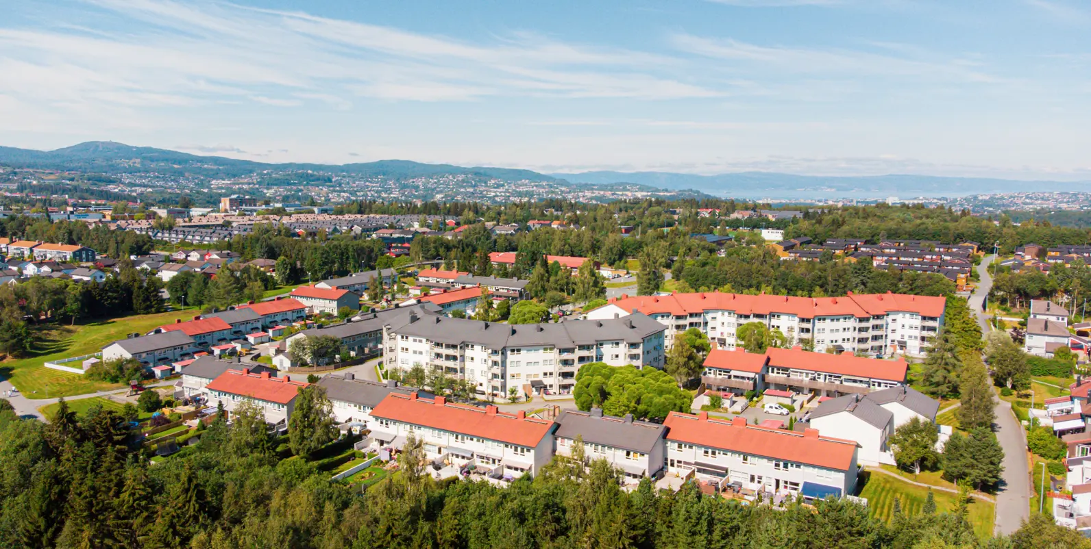 Starrmyra Borettslag har inngått avtale om vedlikeholdsplan med TOBB, og er nå i gang med omfattende tiltak i borettslaget. 