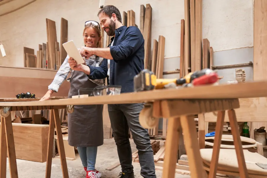 Shutterstock Team Oppussing